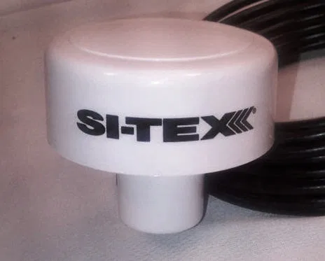 MDA-1-ANT – SI-TEX GPS Navigation System Antenna, For Use With MDA-1 AIS Transceiver White